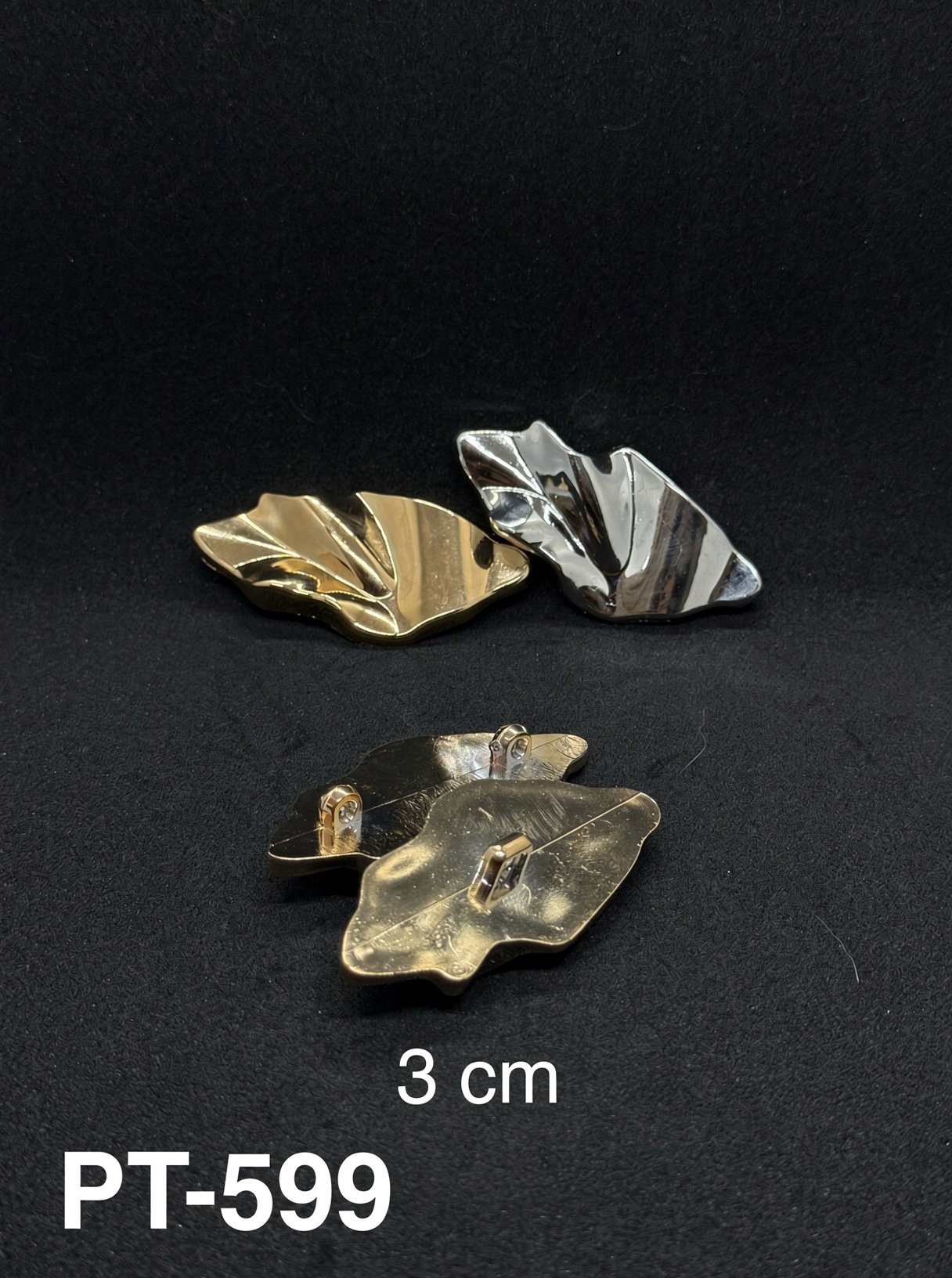 Tek ve Çift Ayaklı Plastik Düğmeler